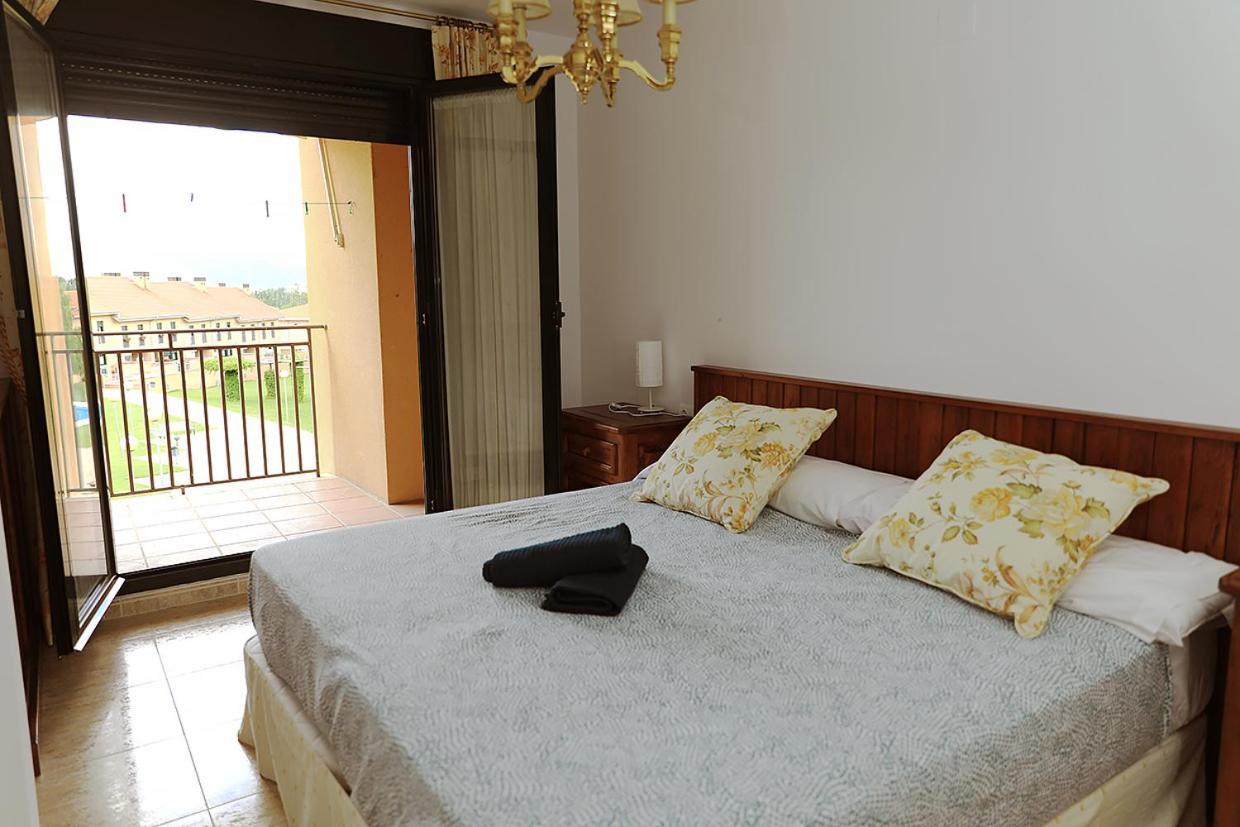 Apartamento Los Manos De Oroel Jaca Exterior foto
